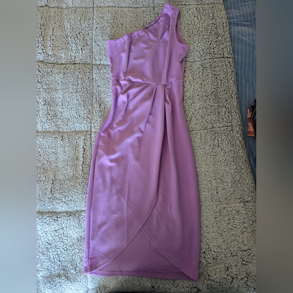 Elegant Purple One-Shoulder Dress
